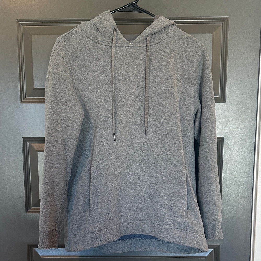 Lululemon Women’s Gray Sweatshirt
